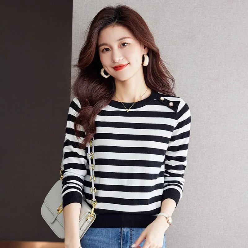 Woman Fashion Shirt DM60755